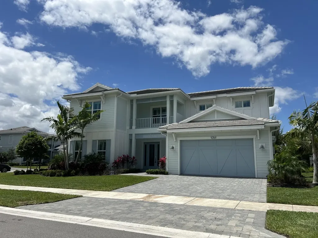 9268 Crestview Circle Palm Beach Gardens FL 33412