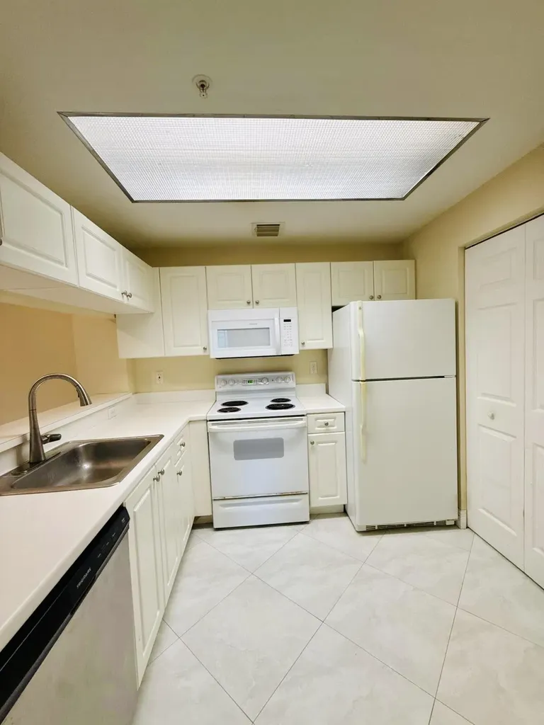 2917 Tuscany Court Palm Beach Gardens FL 33410
