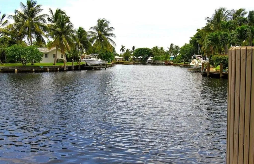 251 SE 6th Avenue Pompano Beach FL 33060