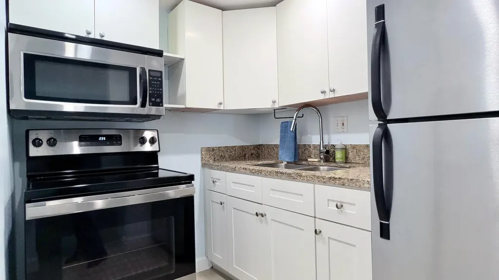 251 SE 6th Avenue Pompano Beach FL 33060