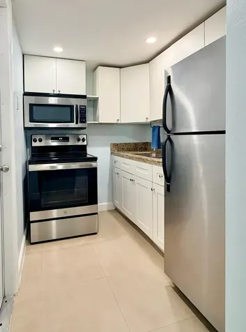 251 SE 6th Avenue Pompano Beach FL 33060
