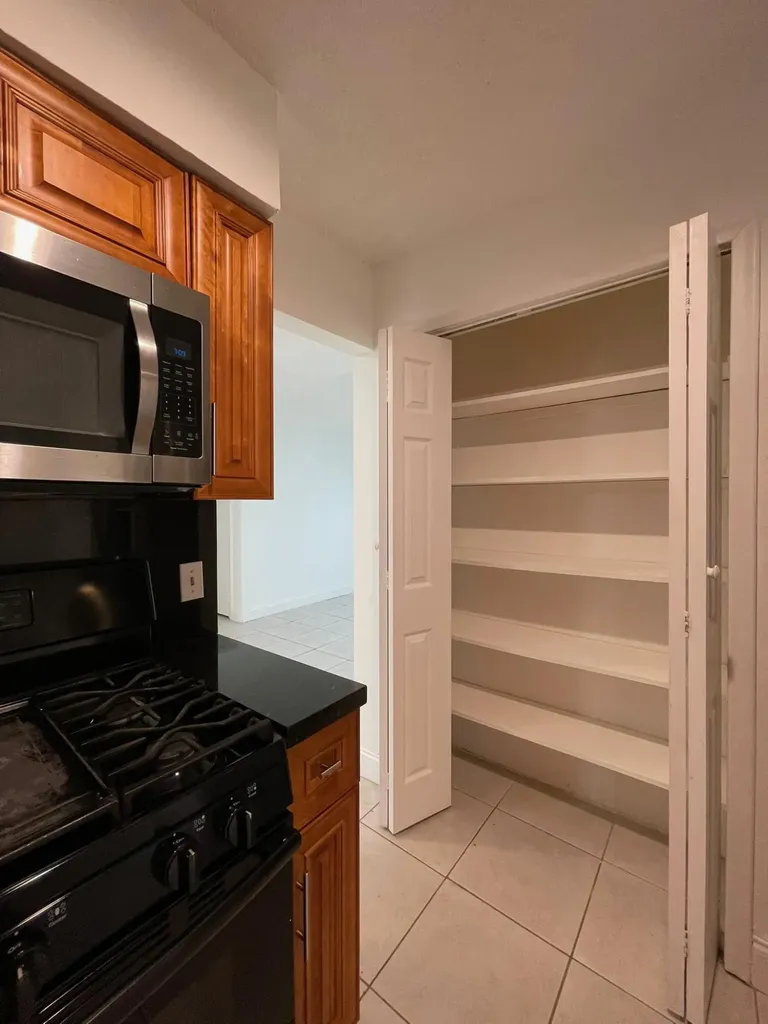 11420 NW 35th Street Sunrise FL 33323