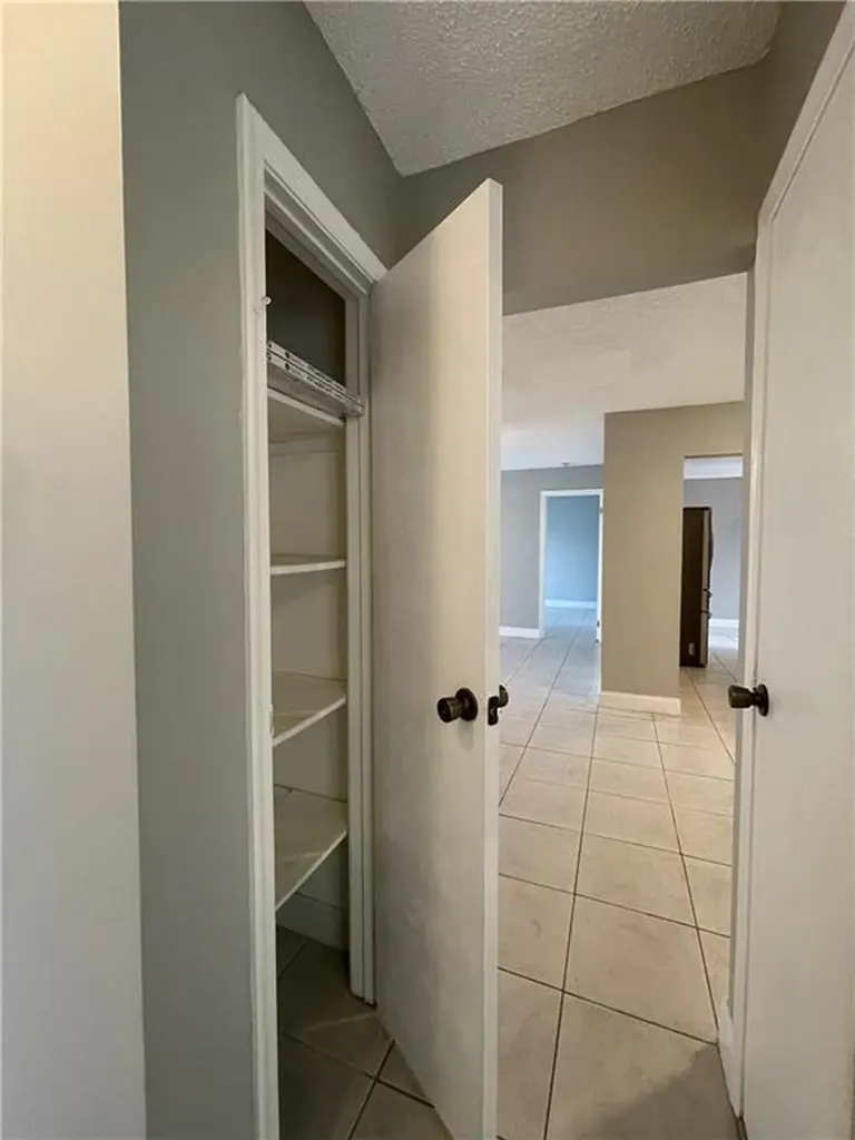 11420 NW 35th Street Sunrise FL 33323