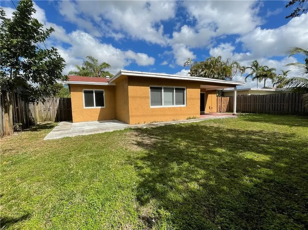 11420 NW 35th Street Sunrise FL 33323