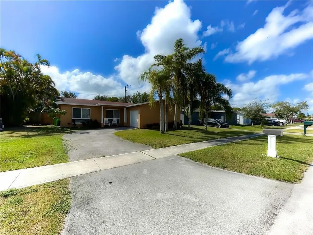 11420 NW 35th Street Sunrise FL 33323