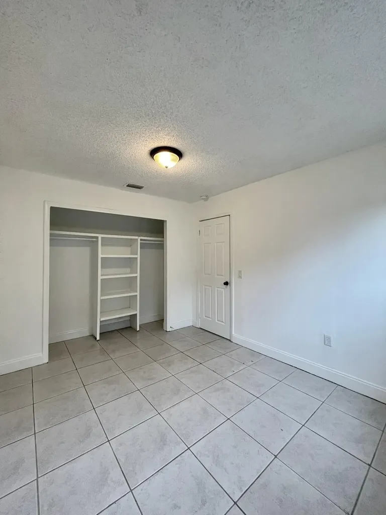 11420 NW 35th Street Sunrise FL 33323