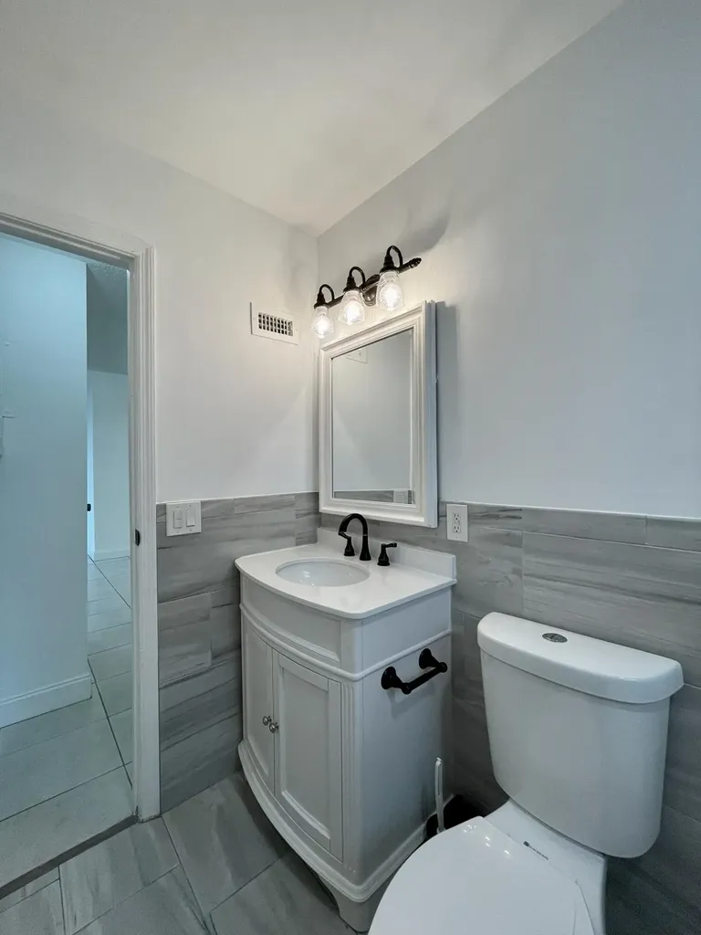11420 NW 35th Street Sunrise FL 33323