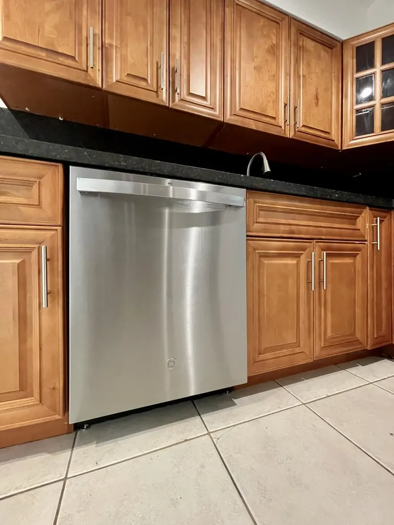11420 NW 35th Street Sunrise FL 33323