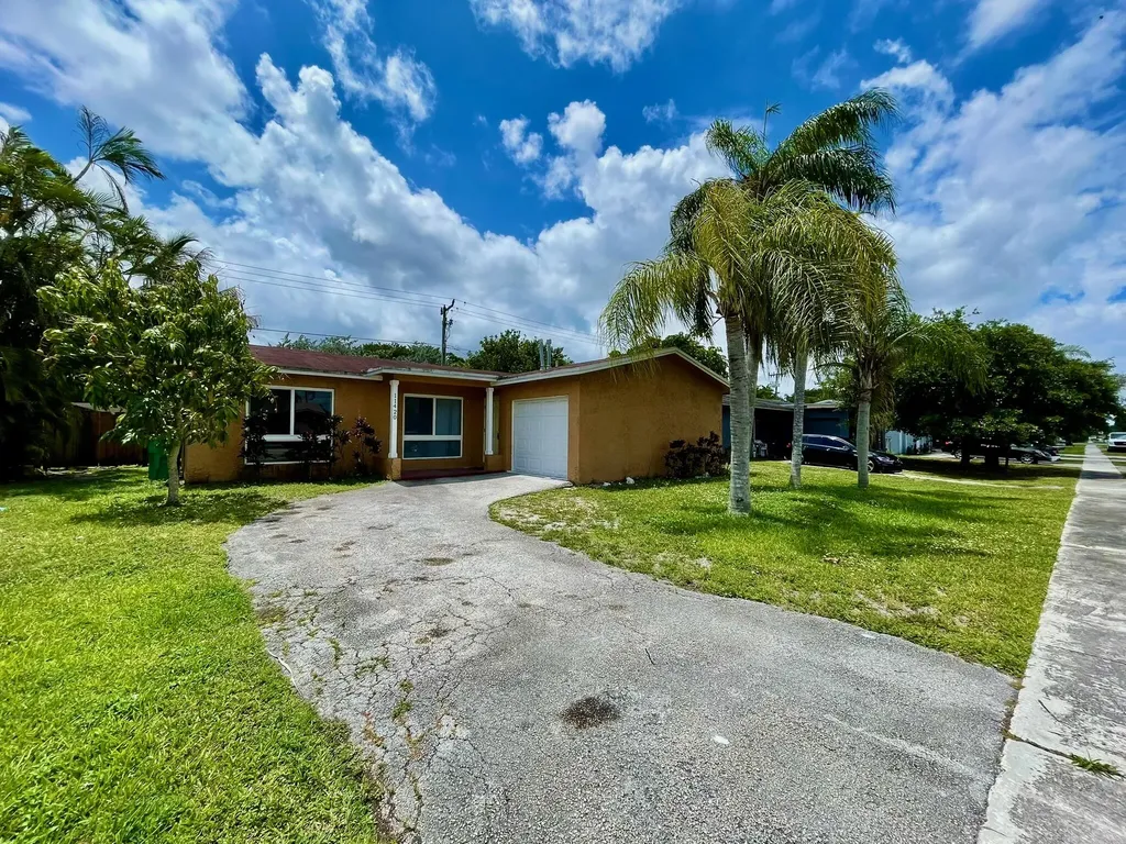 11420 NW 35th Street Sunrise FL 33323