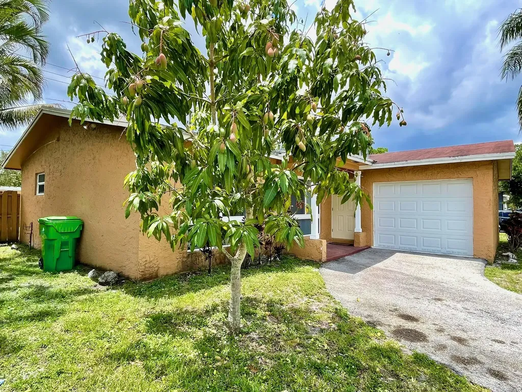 11420 NW 35th Street Sunrise FL 33323