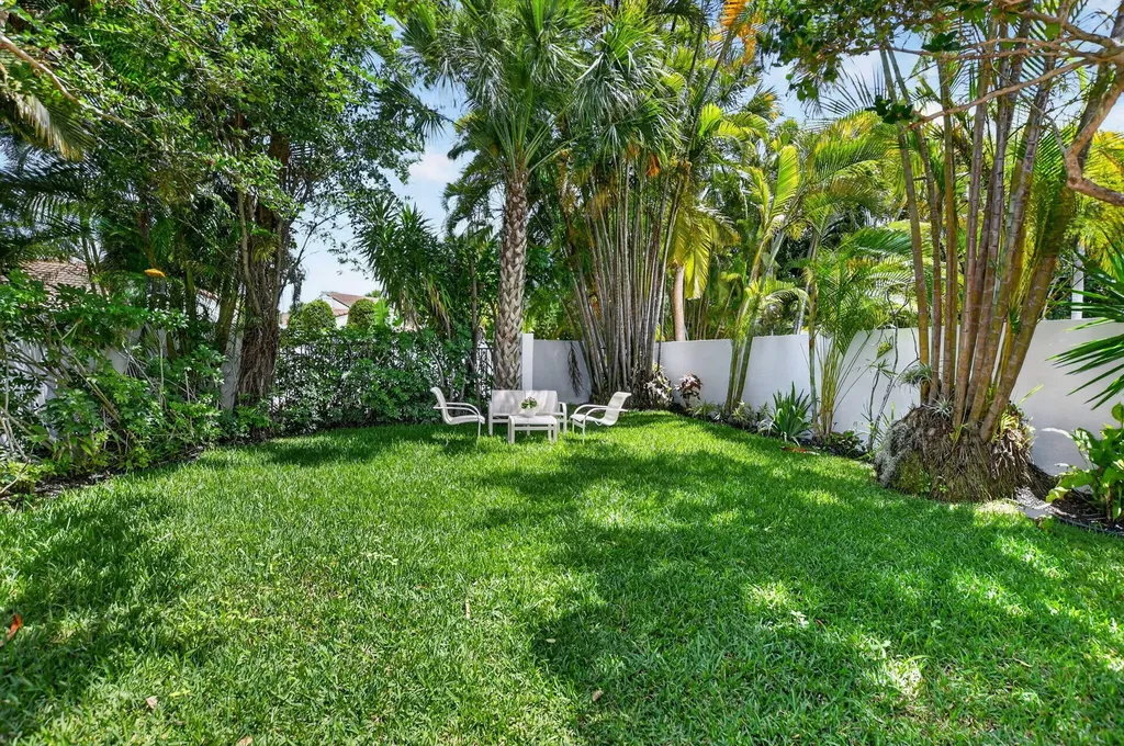 7409 Bondsberry Court Boca Raton FL 33434