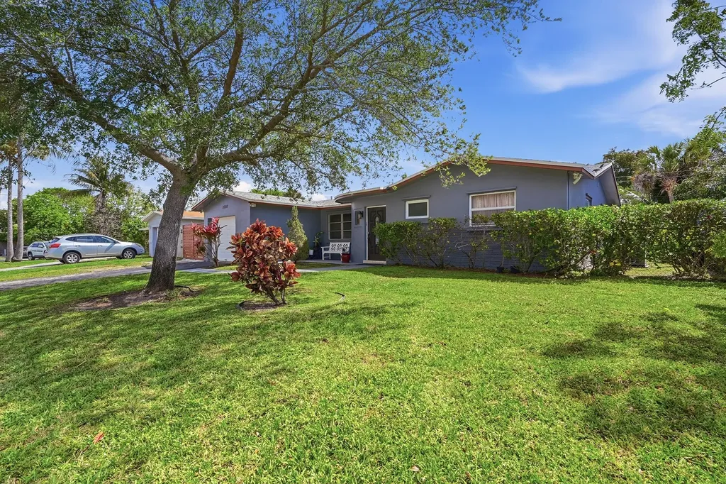 2350 NW 60th Avenue Sunrise FL 33313
