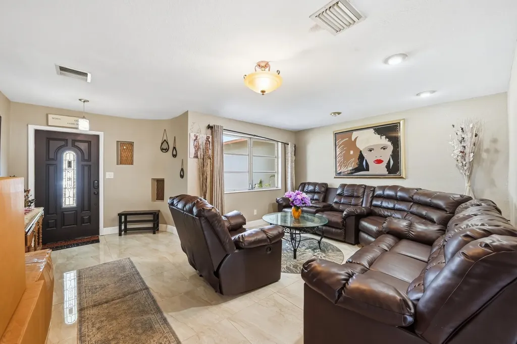2350 NW 60th Avenue Sunrise FL 33313