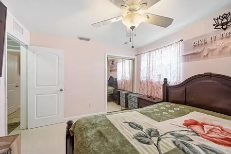 2350 NW 60th Avenue Sunrise FL 33313