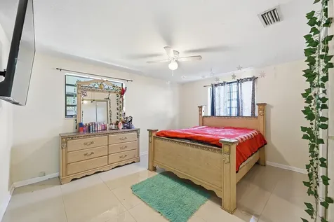 2350 NW 60th Avenue Sunrise FL 33313