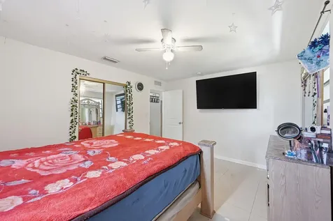 2350 NW 60th Avenue Sunrise FL 33313
