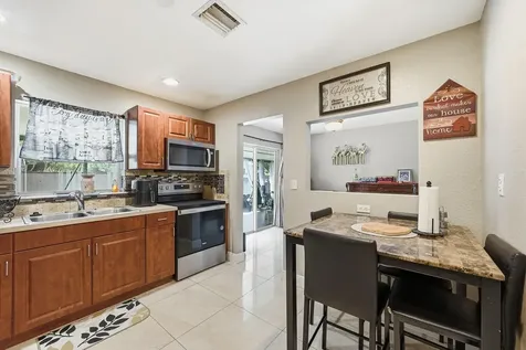 2350 NW 60th Avenue Sunrise FL 33313
