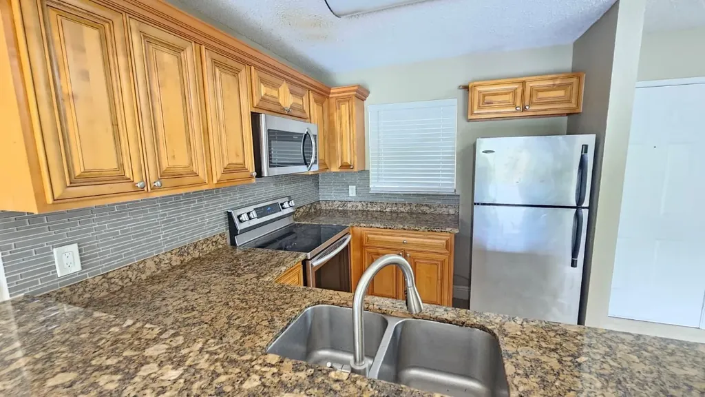 1581 Balfour Point Drive West Palm Beach FL 33411