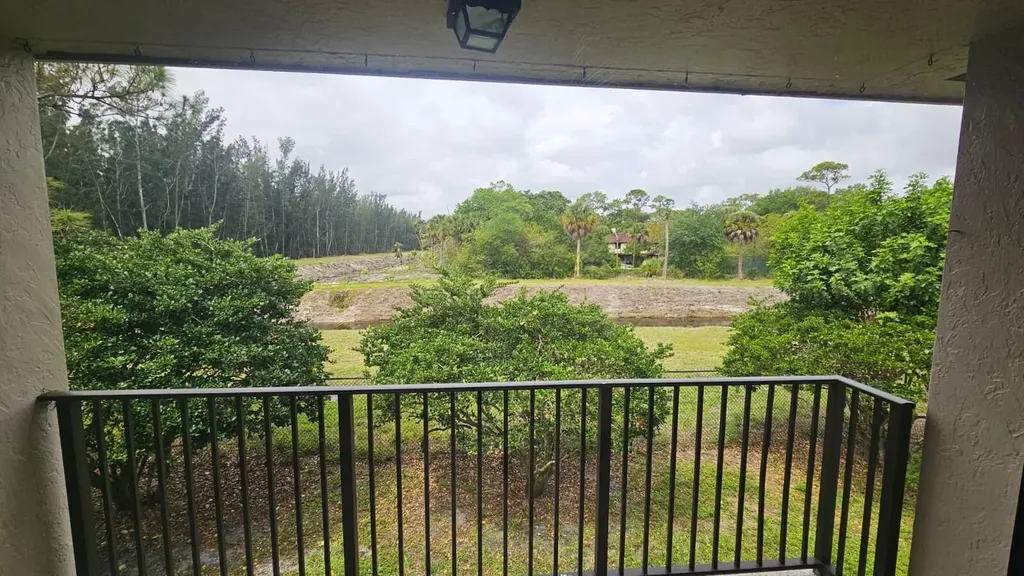 1581 Balfour Point Drive West Palm Beach FL 33411