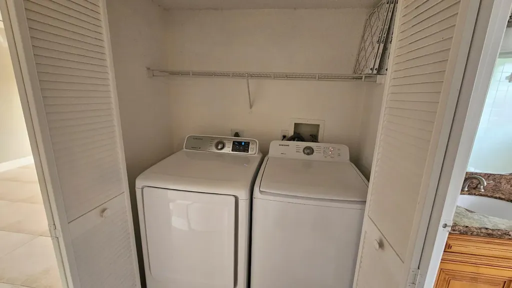 1581 Balfour Point Drive West Palm Beach FL 33411