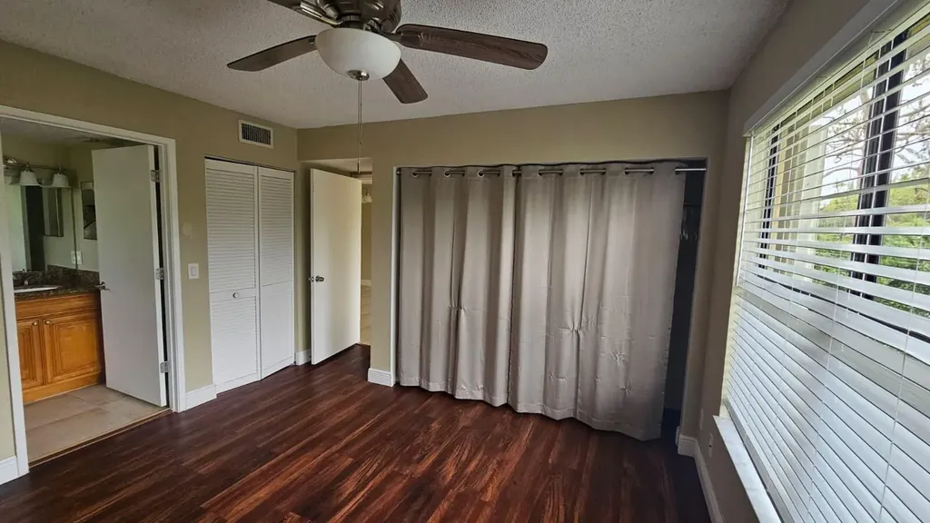 1581 Balfour Point Drive West Palm Beach FL 33411