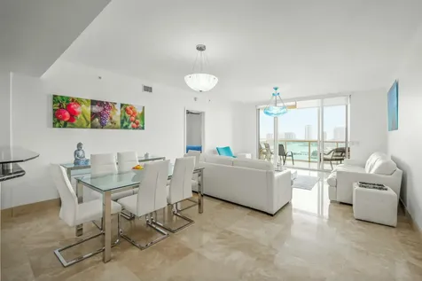 2640 Lake Shore Drive Riviera Beach FL 33404