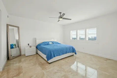 2640 Lake Shore Drive Riviera Beach FL 33404