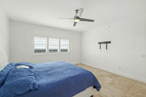 2640 Lake Shore Drive Riviera Beach FL 33404