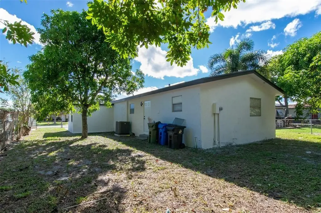 2921 NW 25th Street Fort Lauderdale FL 33311
