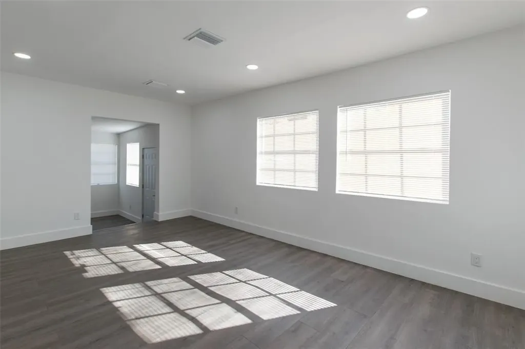 2921 NW 25th Street Fort Lauderdale FL 33311