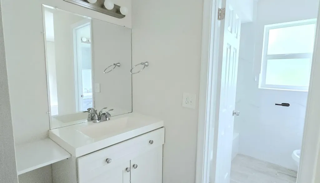 115 SW 1st Avenue Boynton Beach FL 33435