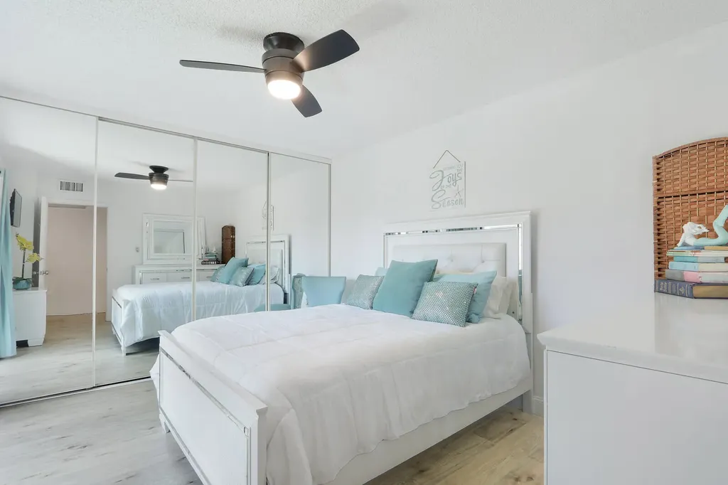1614 16th Lane Palm Beach Gardens FL 33418