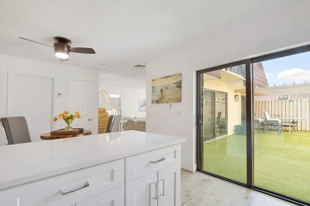 1614 16th Lane Palm Beach Gardens FL 33418