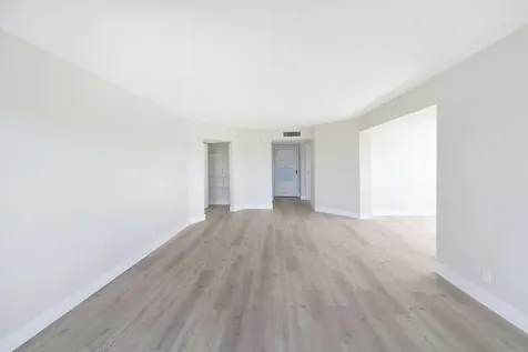 3590 Via Poinciana Lake Worth FL 33467