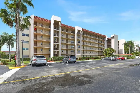 3590 Via Poinciana Lake Worth FL 33467