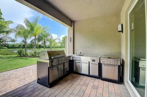 9748 Celtic Sea Lane Delray Beach FL 33446