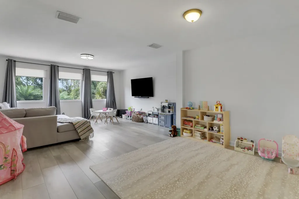 8088 Bautista Way Palm Beach Gardens FL 33418
