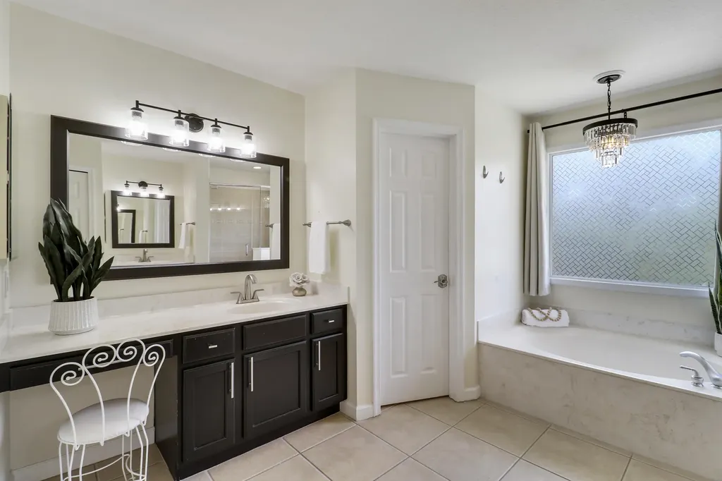 8088 Bautista Way Palm Beach Gardens FL 33418
