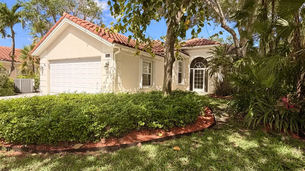 2704 Irma Lake Drive West Palm Beach FL 33411