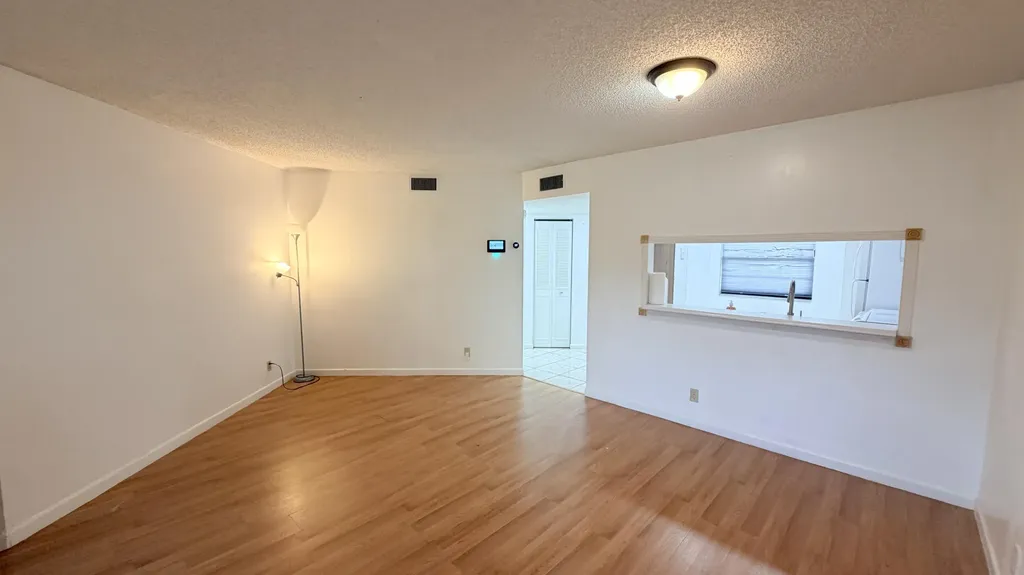 6475 W Oakland Park Boulevard Lauderhill FL 33313