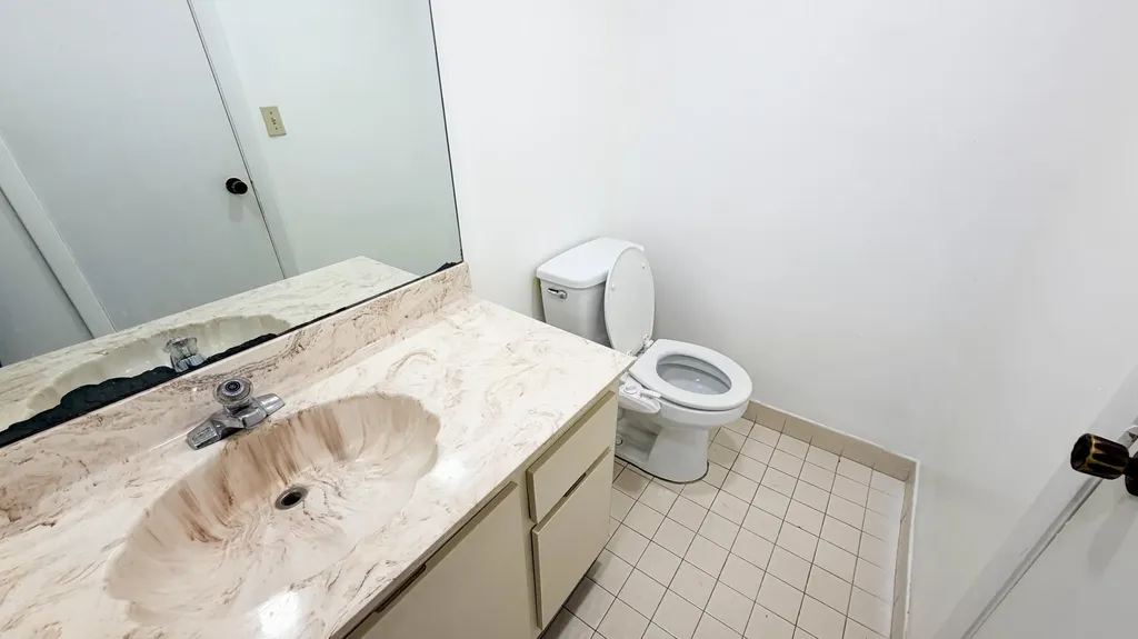 6475 W Oakland Park Boulevard Lauderhill FL 33313