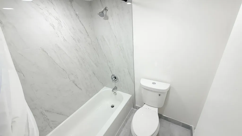 6475 W Oakland Park Boulevard Lauderhill FL 33313