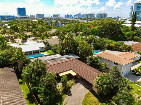 1817 SE 25 Avenue Fort Lauderdale FL 33316