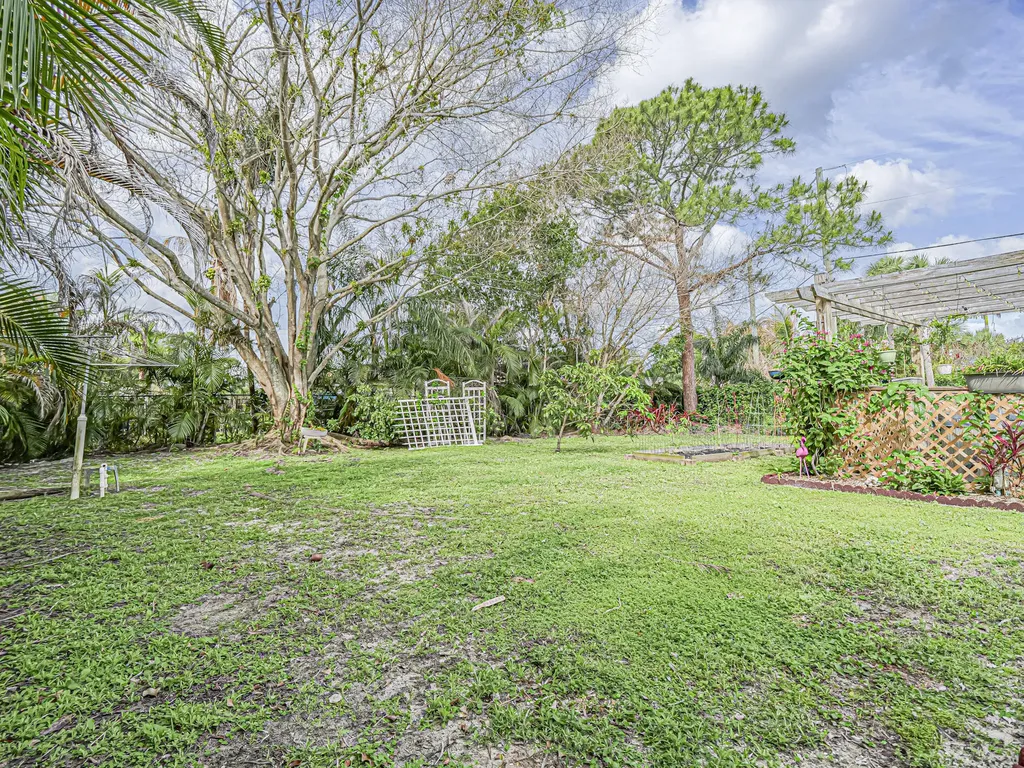 1226 SE Coral Reef Street Port St Lucie FL 34983