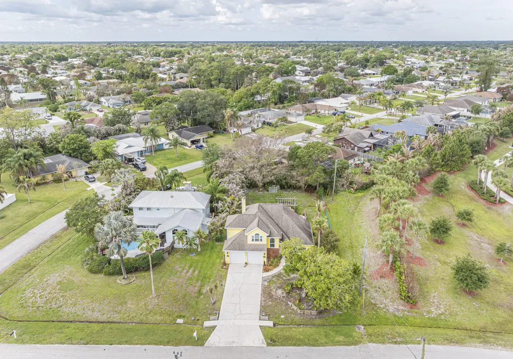 1226 SE Coral Reef Street Port St Lucie FL 34983
