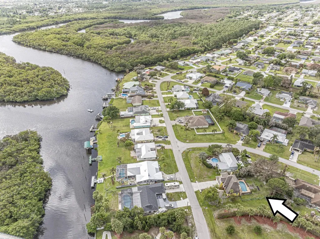 1226 SE Coral Reef Street Port St Lucie FL 34983