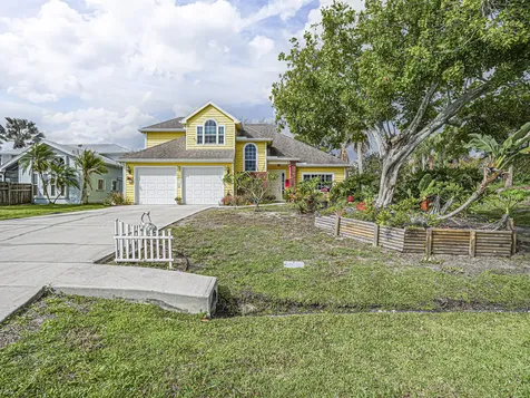 1226 SE Coral Reef Street Port St Lucie FL 34983