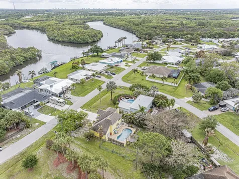 1226 SE Coral Reef Street Port St Lucie FL 34983