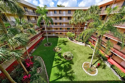 3223 Riverside Drive Coral Springs FL 33065