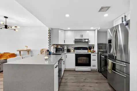 3223 Riverside Drive Coral Springs FL 33065